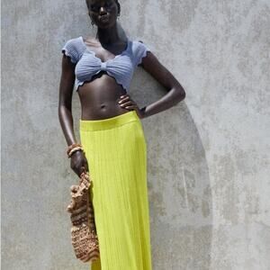 Zara Blue Knit crop top Size  Small